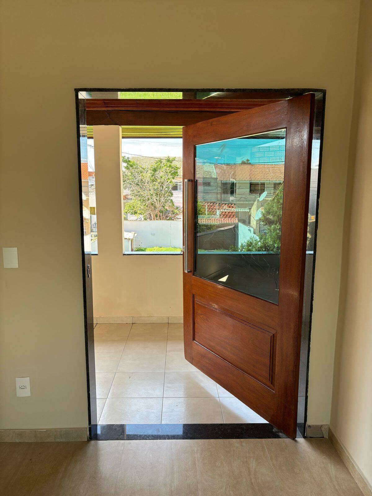 Casa à venda e aluguel com 3 quartos - Foto 17