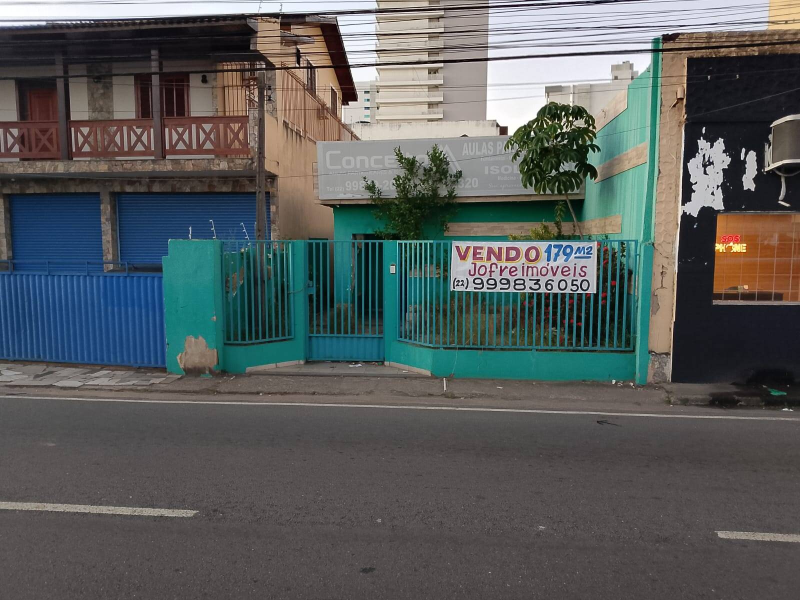 Prédio Inteiro - Foto 1