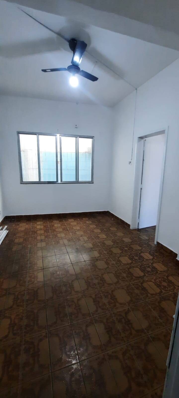 Casa à venda e aluguel com 3 quartos - Foto 8