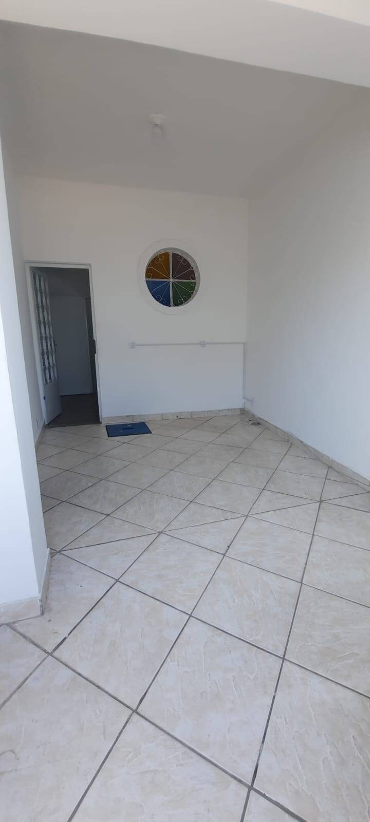 Casa à venda e aluguel com 3 quartos - Foto 2