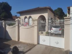 #458 - Casa para Venda em Campos dos Goytacazes - RJ - 1