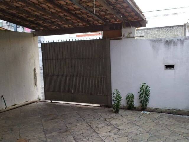 #565 - Casa para Venda em Campos dos Goytacazes - RJ