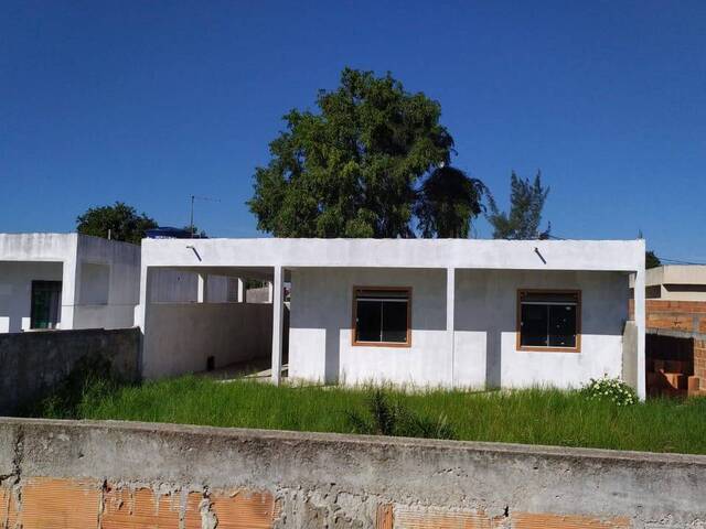 #584 - Casa para Venda em Campos dos Goytacazes - RJ - 1