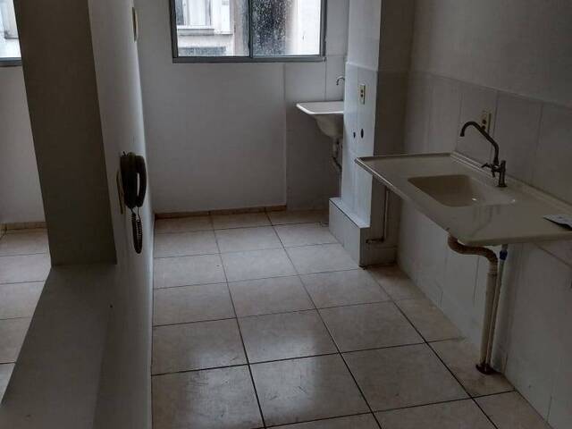 Apartamento para Venda em Campos dos Goytacazes - 4