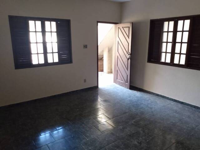 #643 - Casa para Venda em Campos dos Goytacazes - RJ - 3
