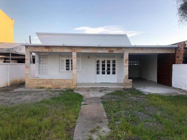 #655 - Casa para Locação em Campos dos Goytacazes - RJ - 1