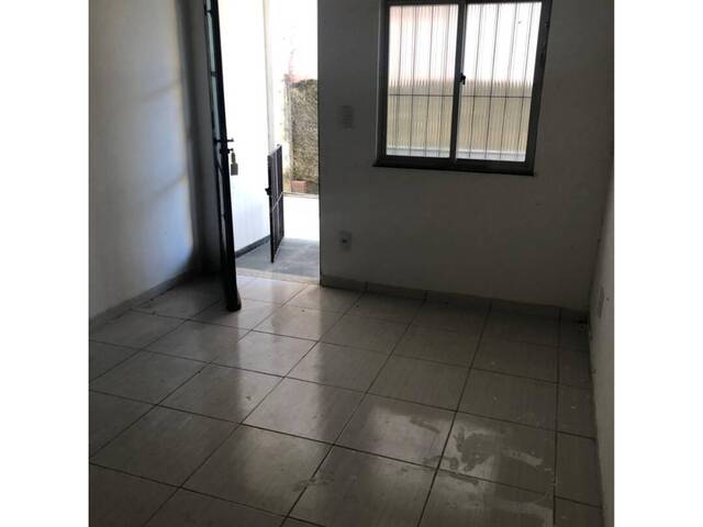 #665 - Casa para Locação em Campos dos Goytacazes - RJ - 2