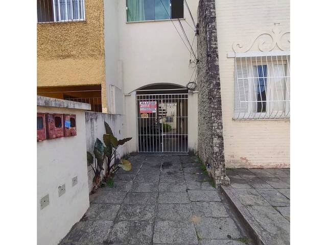 em  - 