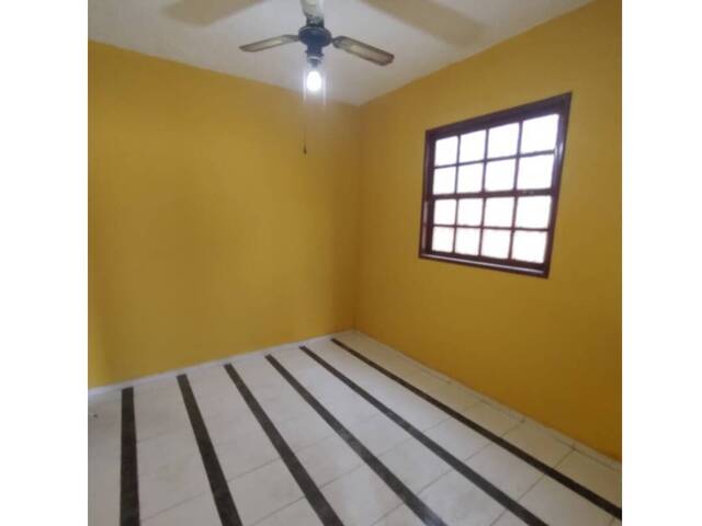 #669 - Casa para Locação em Campos dos Goytacazes - RJ - 2