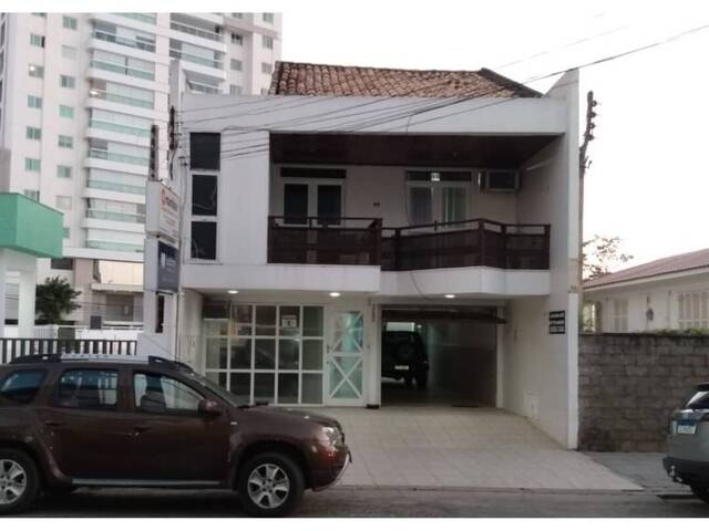 #673 - Casa para Locação em Campos dos Goytacazes - RJ - 1