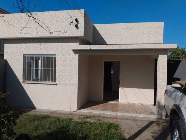 #679 - Casa para Locação em Campos dos Goytacazes - RJ - 2