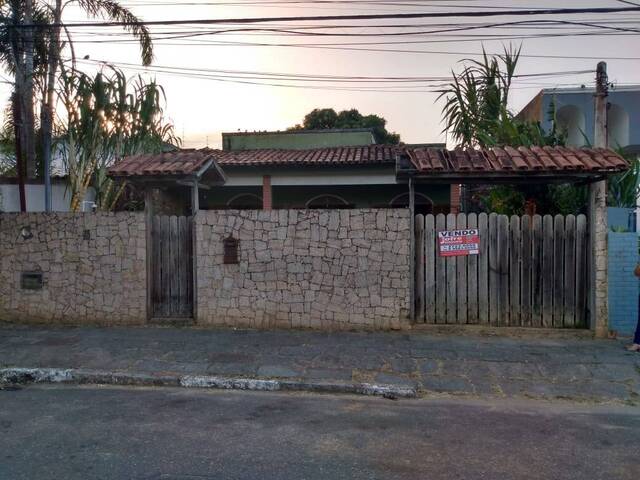 #682 - Casa para Venda em Campos dos Goytacazes - RJ - 1