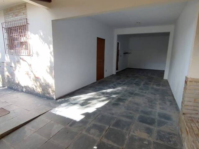 #760 - Casa para Locação em Campos dos Goytacazes - RJ - 3
