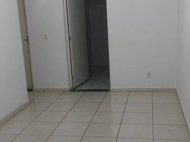 #827 - Apartamento para Venda em Campos dos Goytacazes - RJ - 3