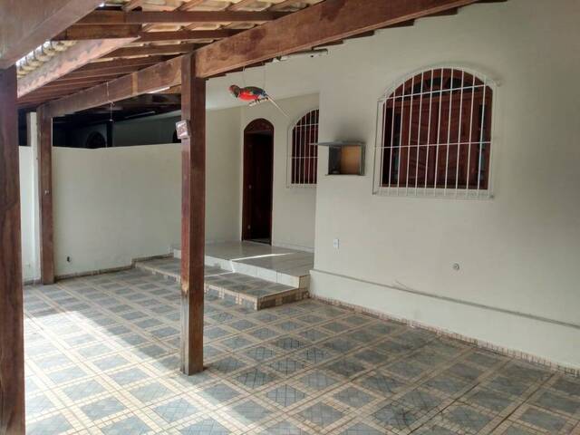 #828 - Casa para Locação em Campos dos Goytacazes - RJ - 2