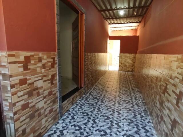 #972 - Casa para Locação em Campos dos Goytacazes - RJ - 2
