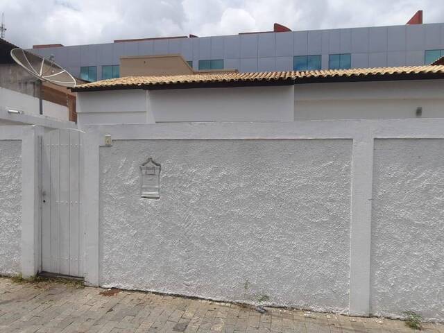 #984 - Casa para Locação em Campos dos Goytacazes - RJ - 1