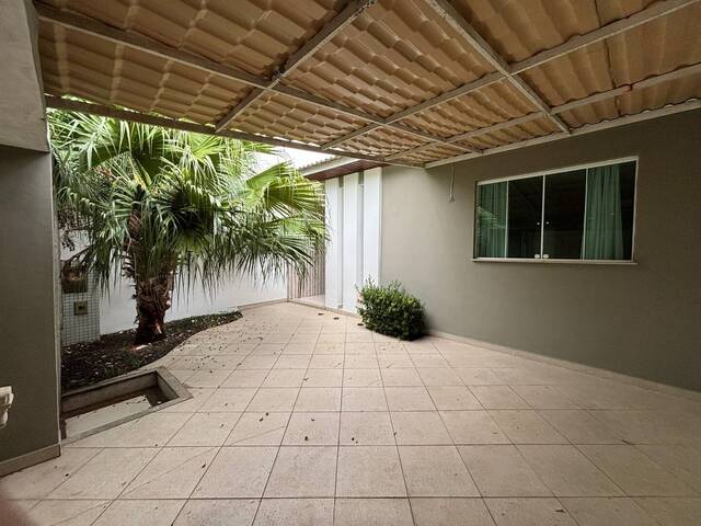 #995 - Casa para Locação em Campos dos Goytacazes - RJ - 2