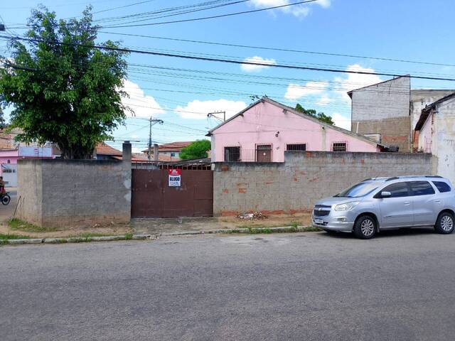 #1009 - Casa para Locação em Campos dos Goytacazes - RJ - 1