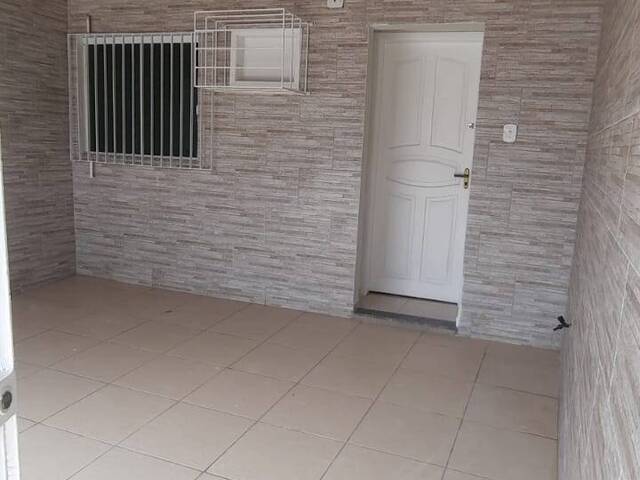 #519 - Casa para Locação em Campos dos Goytacazes - RJ - 2