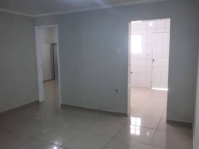 #519 - Casa para Locação em Campos dos Goytacazes - RJ - 3
