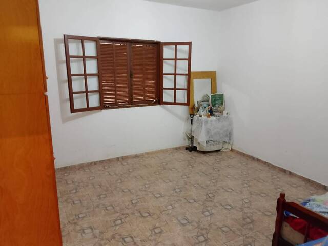 #1021 - Casa para Locação em Campos dos Goytacazes - RJ - 3