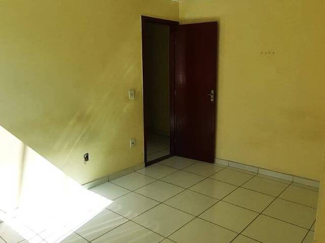 #969 - Apartamento para Locação em Campos dos Goytacazes - RJ - 2