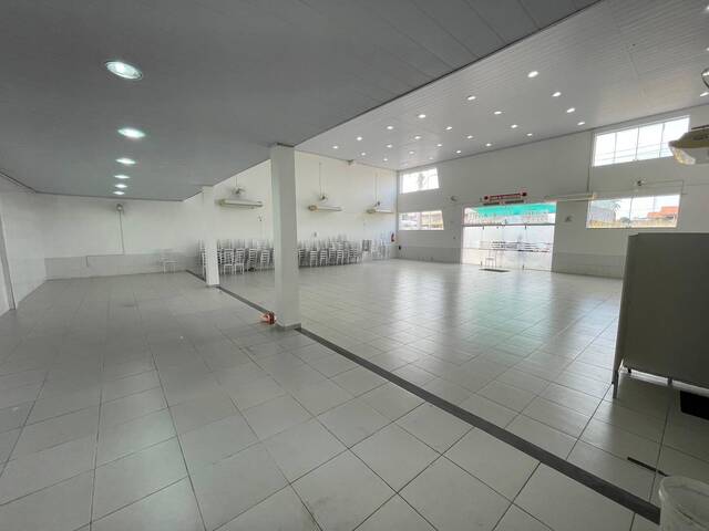#1046 - Ponto Comercial para Locação em Campos dos Goytacazes - RJ - 3