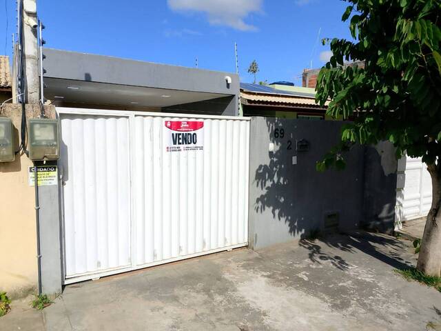 #1052 - Casa para Venda em Campos dos Goytacazes - RJ - 1