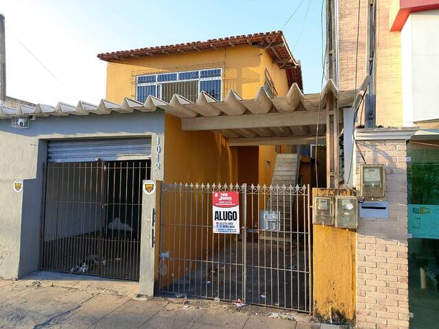 #1054 - Casa para Locação em Campos dos Goytacazes - RJ - 2