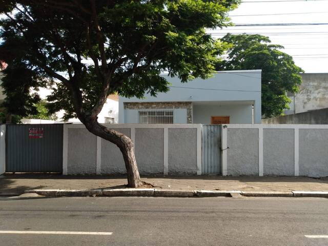#977 - Casa para Venda em Campos dos Goytacazes - RJ - 2