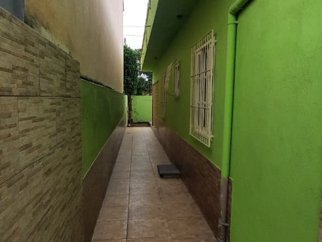 #1059 - Casa para Locação em Campos dos Goytacazes - RJ - 3