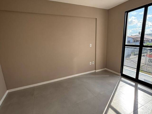 #935 - Apartamento para Locação em Campos dos Goytacazes - RJ - 3