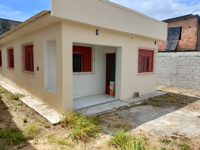 #1097 - Casa para Locação em Campos dos Goytacazes - RJ - 2