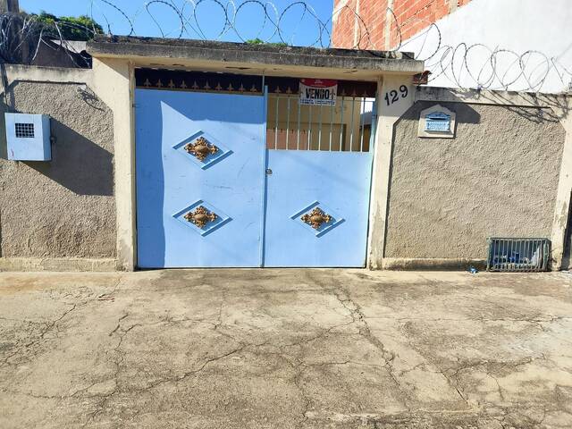 #1098 - Casa para Venda em Campos dos Goytacazes - RJ - 2