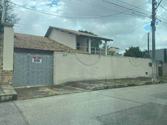 #831 - Casa para Locação em Campos dos Goytacazes - RJ - 1