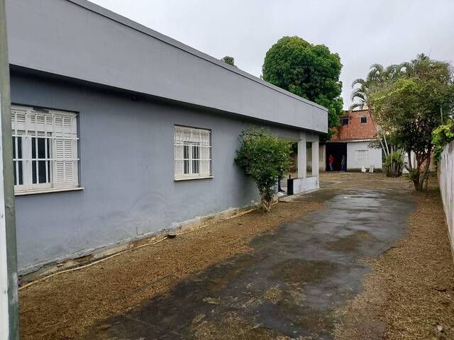 #1109 - Casa para Locação em Campos dos Goytacazes - RJ - 2